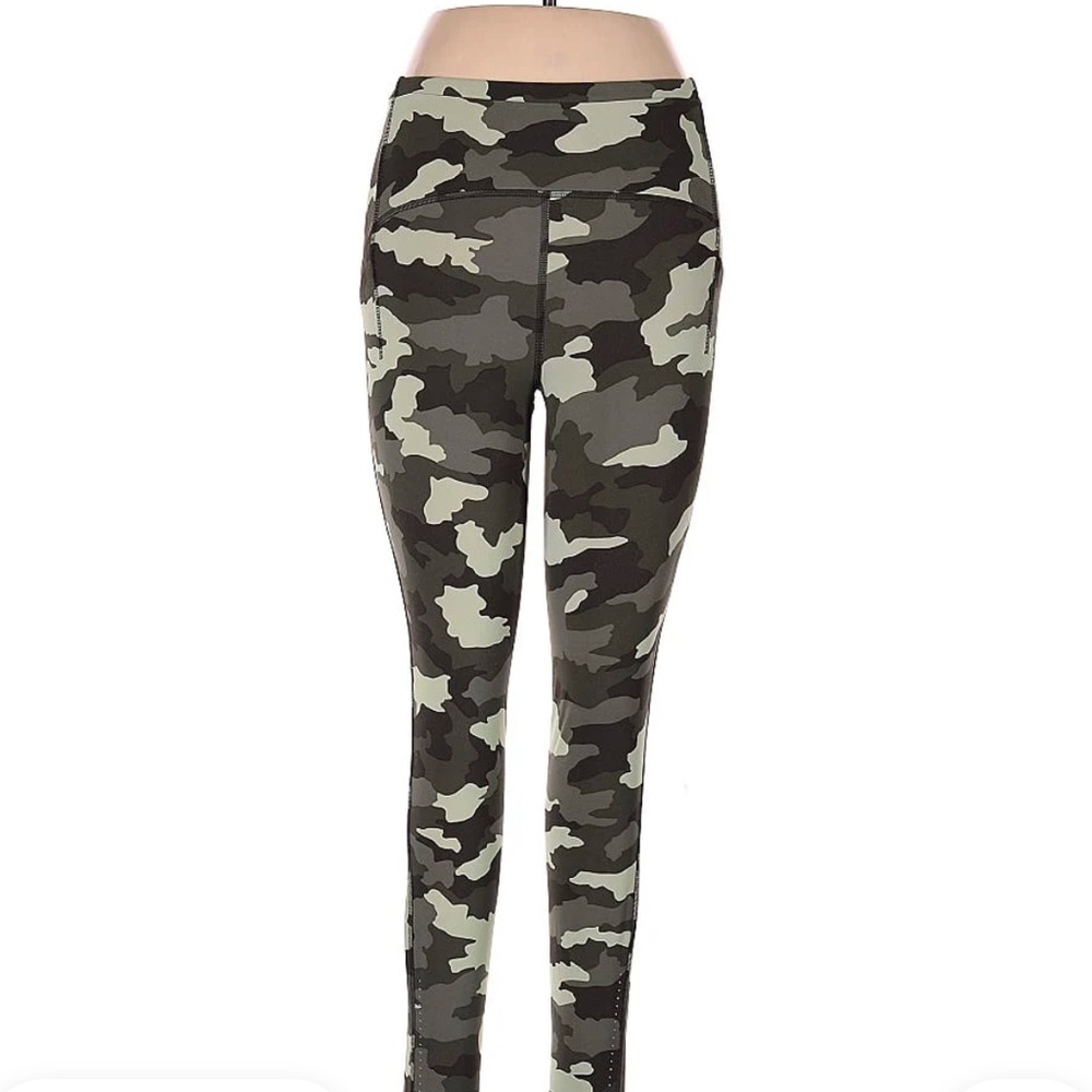 Lululemon Fast & Free High Rise Leggings (8) 28” Pockets